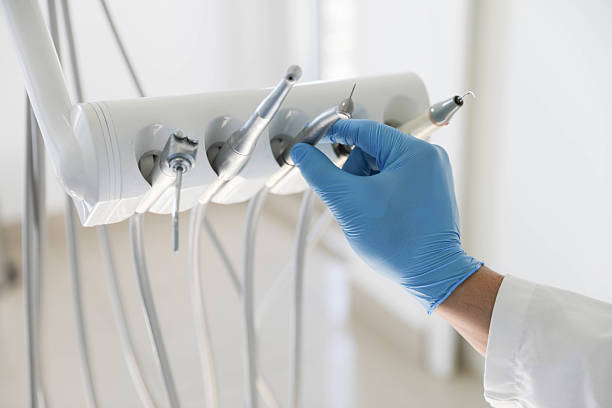 Professional Wisdom Tooth Removal technician working in Wilton Center, CT